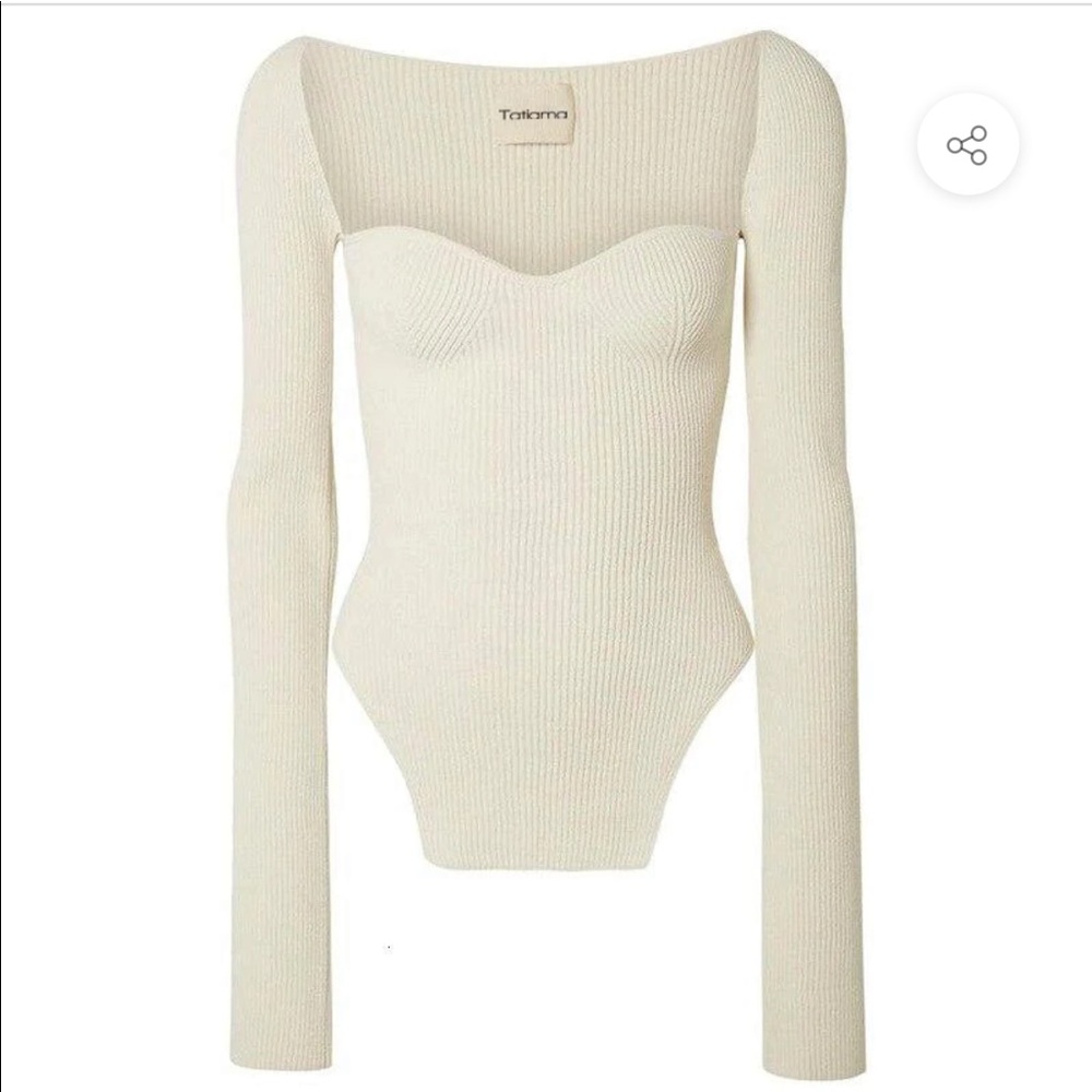 Tatiama White Sweetheart Neckline Top
